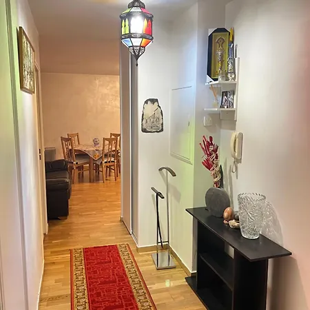 Grand Moderne 82 M Appartement *