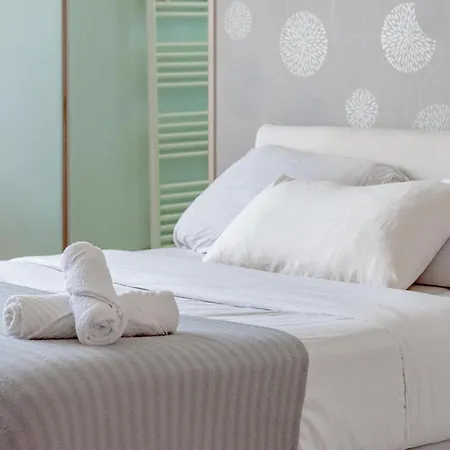 Sejour Cosy - 5 Min Aeroport - Parking Privee & Terrasse *