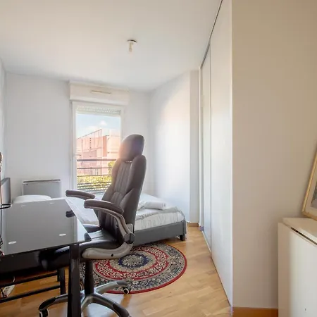 Sejour Cosy - 5 Min Aeroport - Parking Privee & Terrasse Orly