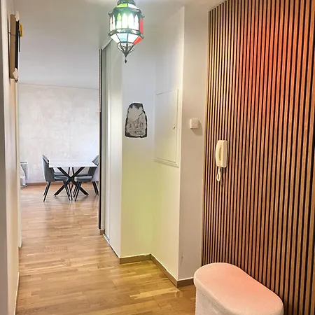 Sejour Cosy - 5 Min Aeroport - Parking Privee & Terrasse Apartamento Orly
