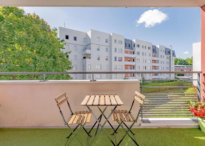 Sejour Cosy - 5 Min Aeroport - Parking Privee & Terrasse * オルリー
